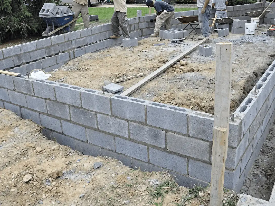 Professionals building a foundation with blocks in Orlando, FL